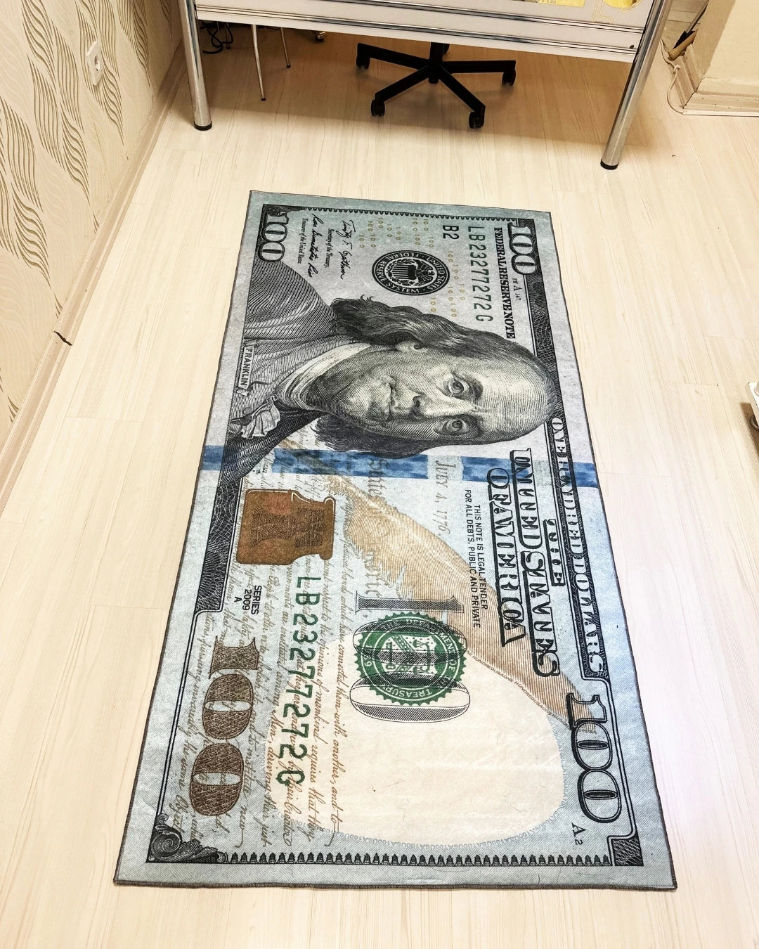 Gerçek 100 Dolar Şeklinde Kaymaz Taban Dijital Baskı Yıkanabilir Halı4
