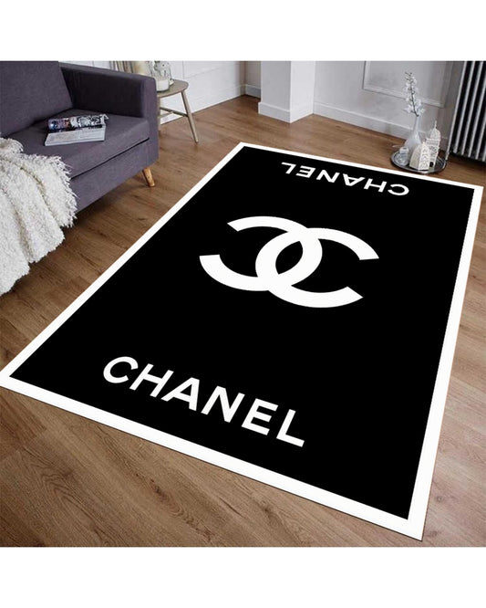 Siyah Zemin Marka Logolu Deri Taban Dijital Baskı Chanel Halı
