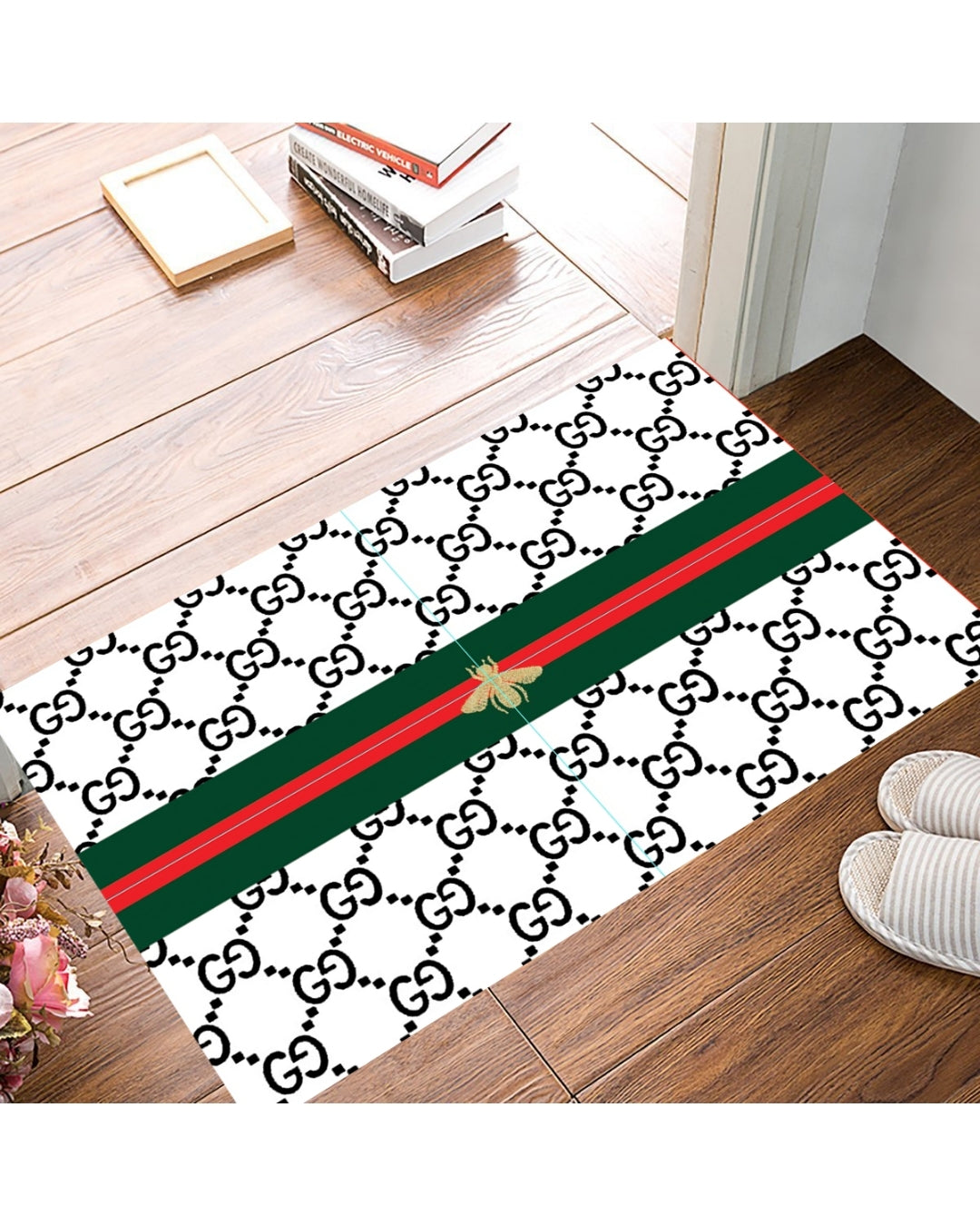 Krem Zemin Şeritli Deri Taban Dijital Baskı Gucci Marka Halı / Paspas1