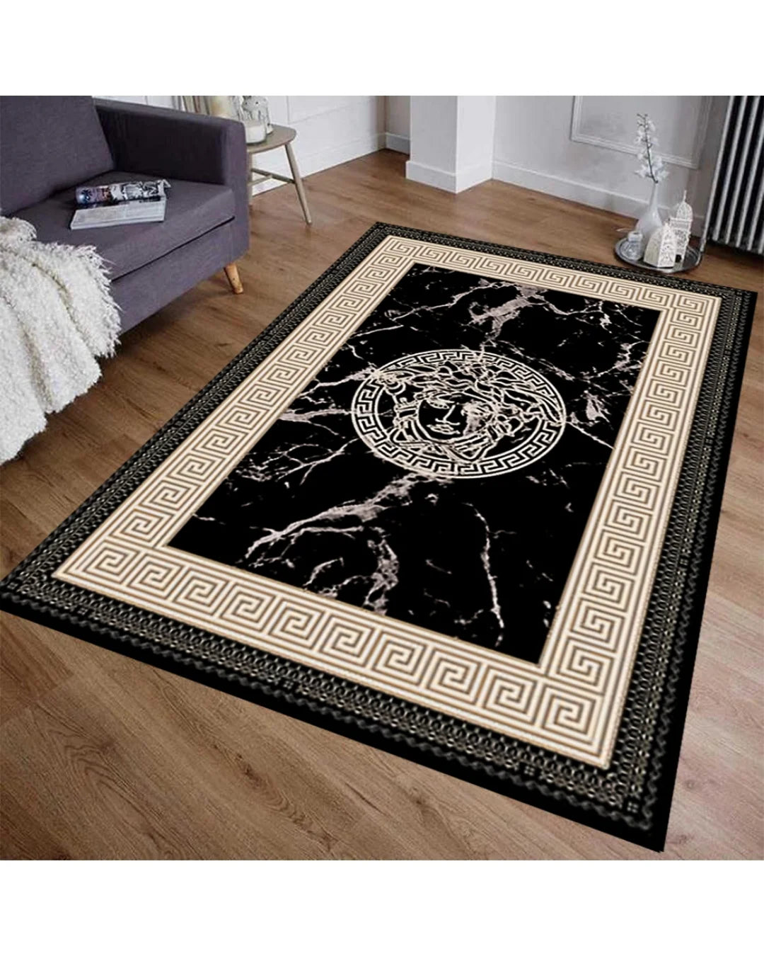 Anadolu Motifli Medusa Desenli Versace Halı – Deri Tabanlı, Yıkanabilir, Süngerli Yüzey