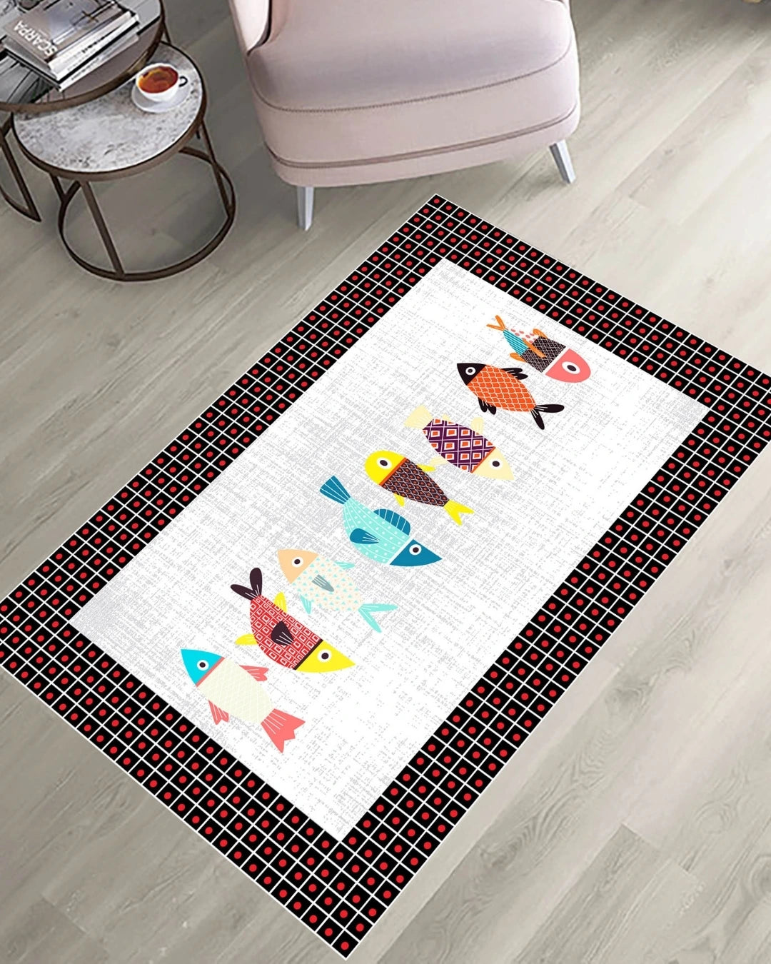 Çerçeveli Balık Motifli Mutfak ve Oda Halısı – Kaymaz Dot Taban, Süngerli Yüzey, Yıkanabilir3