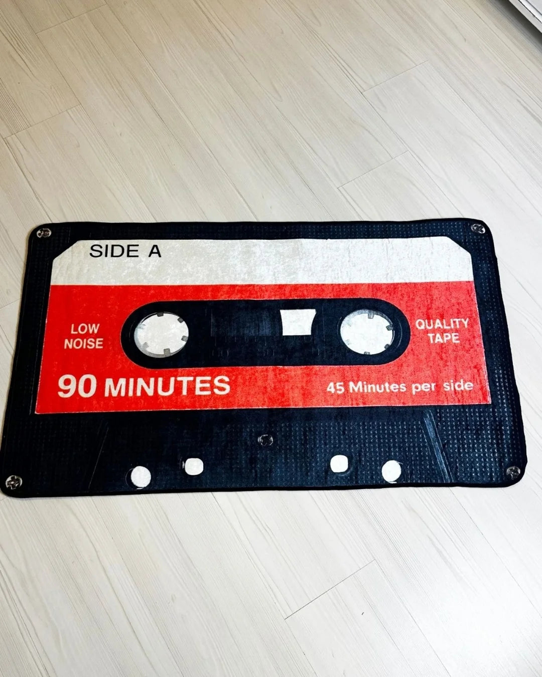 Gerçek Kırmızı Kaset Şeklinde Yıkanabilir Kaymaz Taban Dijital Baskı Halı3