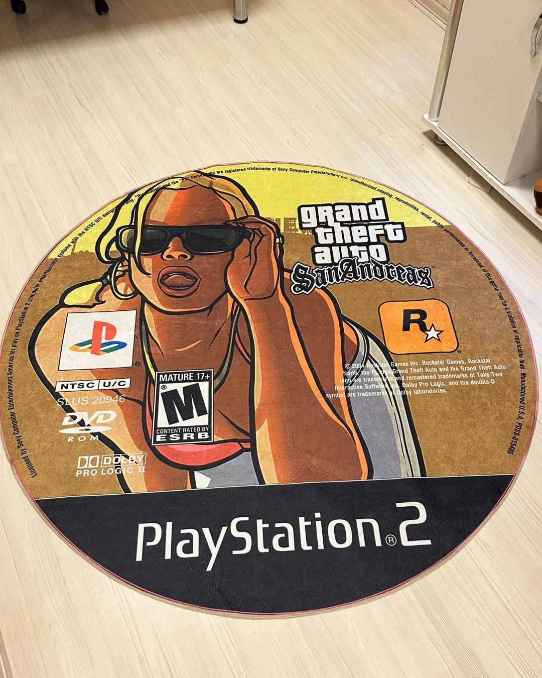 Gerçek GTA San Andreas Oyun CD’si Şeklinde Kaymaz Taban Dijital Baskı Yıkanabilir Halı1