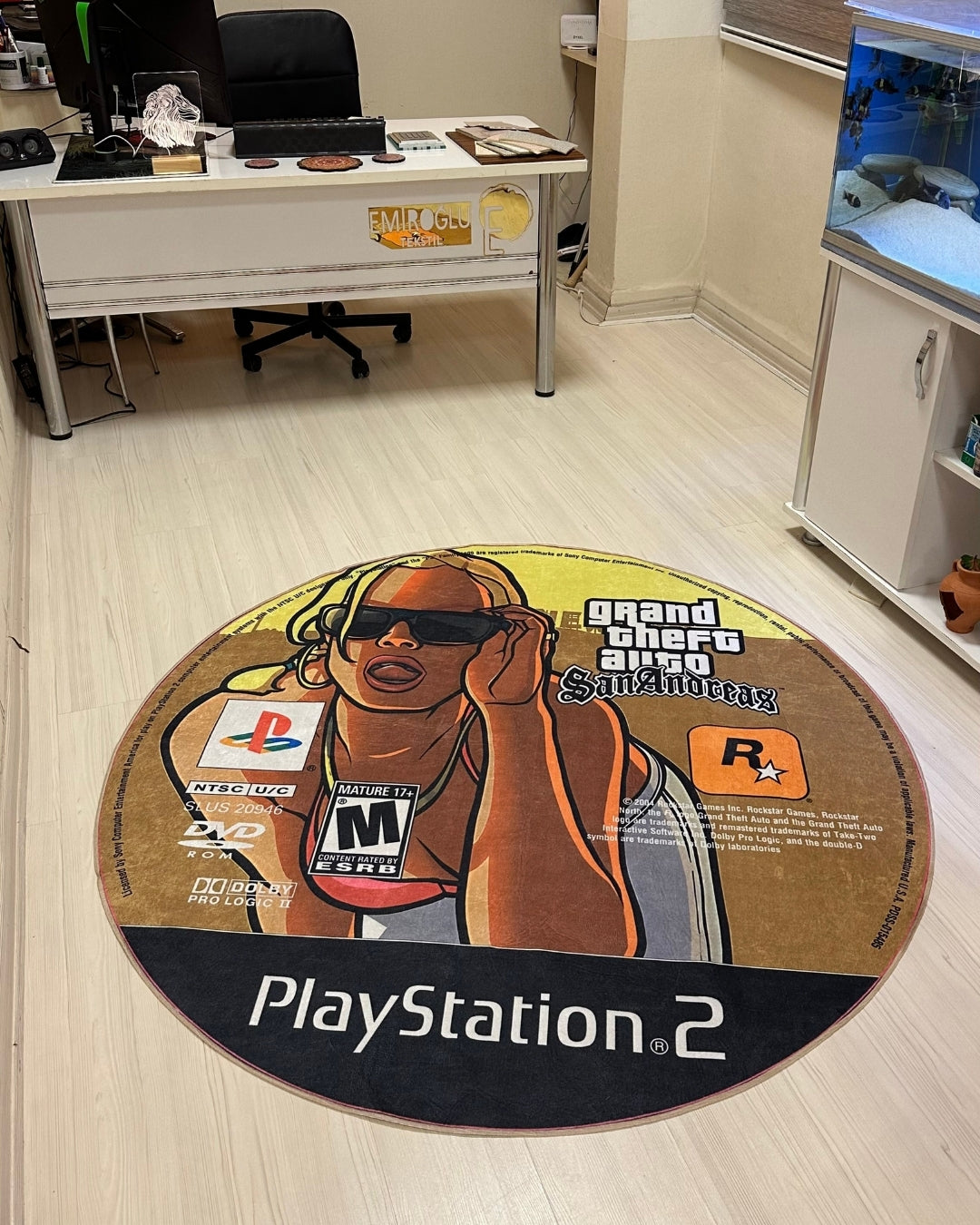 Gerçek GTA San Andreas Oyun CD’si Şeklinde Kaymaz Taban Dijital Baskı Yıkanabilir Halı3