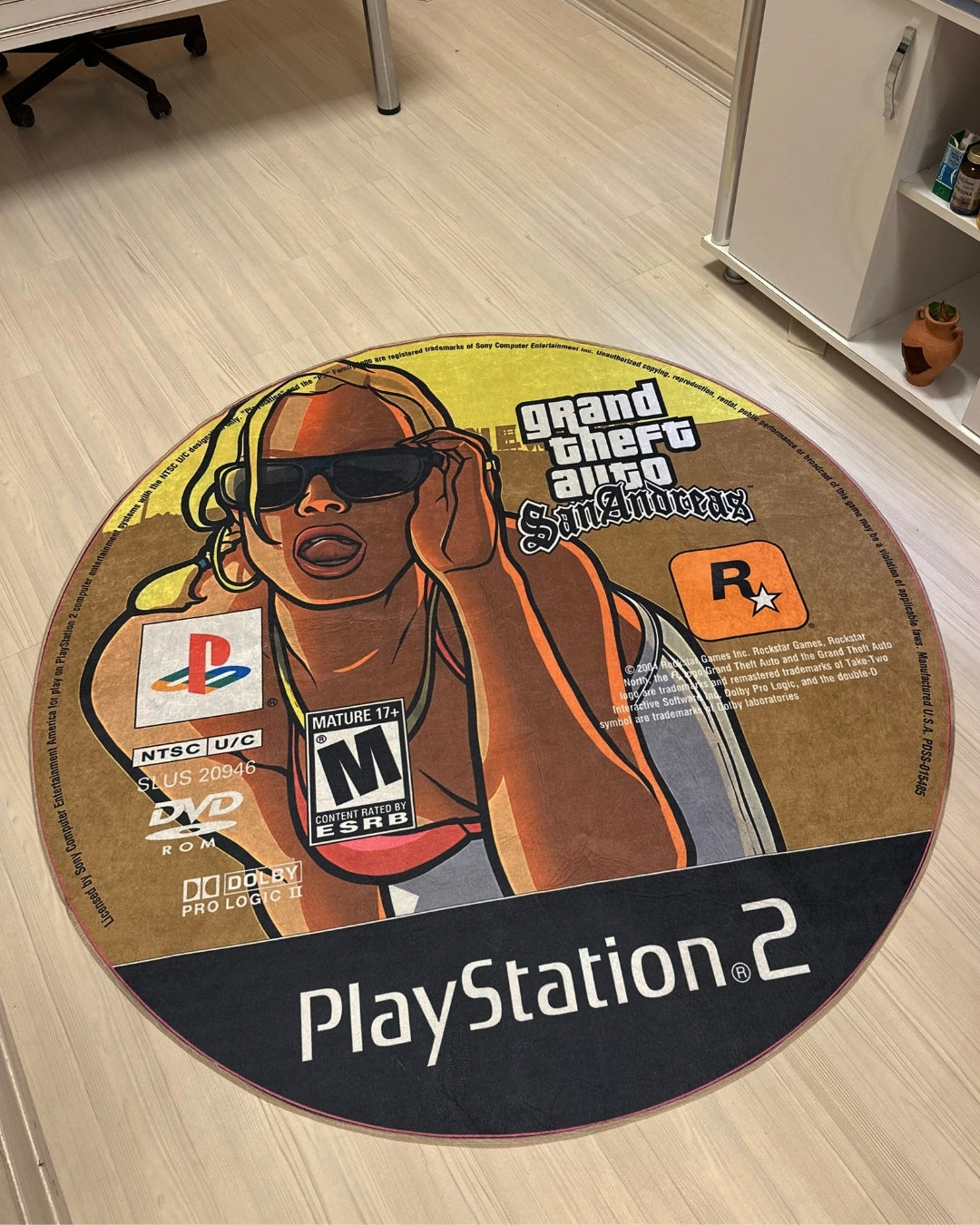 Gerçek GTA San Andreas Oyun CD’si Şeklinde Kaymaz Taban Dijital Baskı Yıkanabilir Halı4