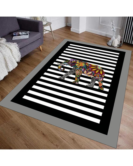 Mandala Fil Motifli Halı – Deri Tabanlı, Yıkanabilir, Özel Süngerli Yüzey