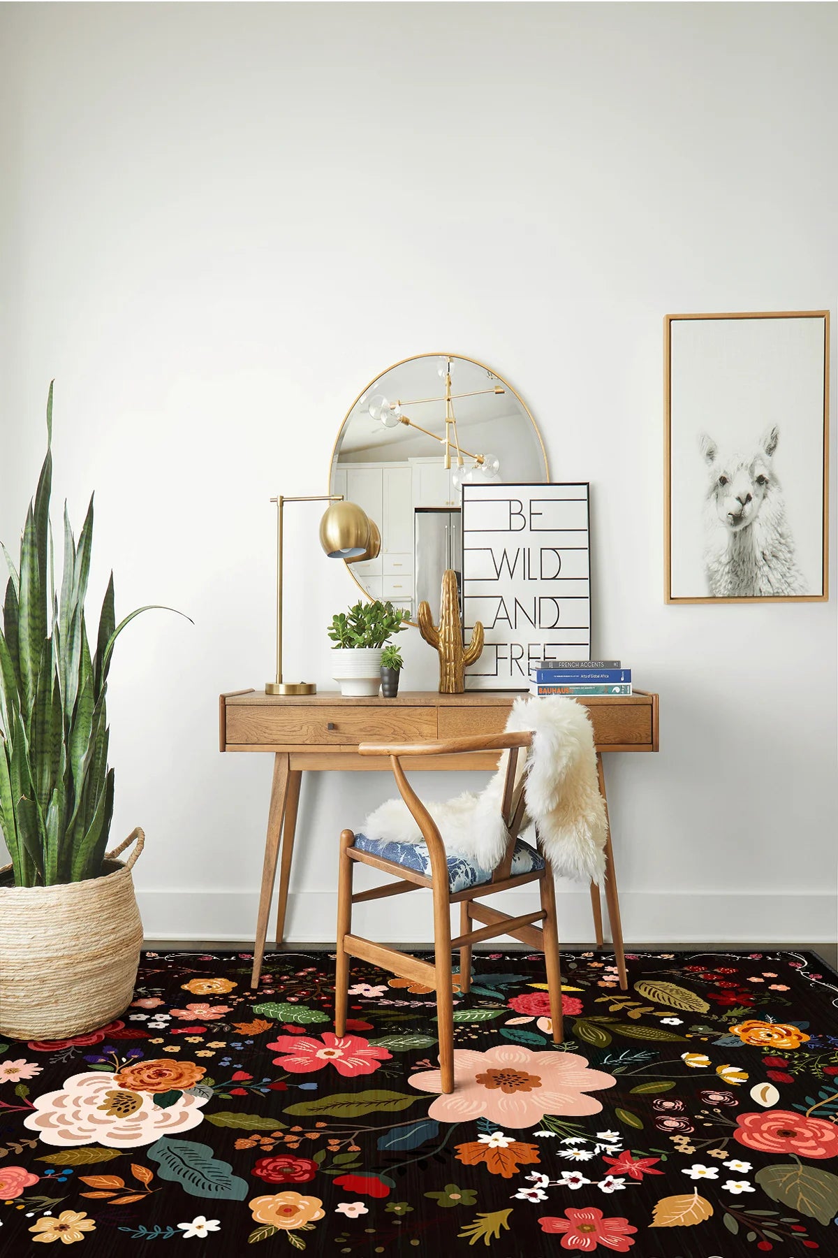 Modern Siyah Zemin Üzeri Çiçekli Halı – Kaymaz Taban, Süngerli Yüzey, Makinede Yıkanabilir (EMR8-FR145)