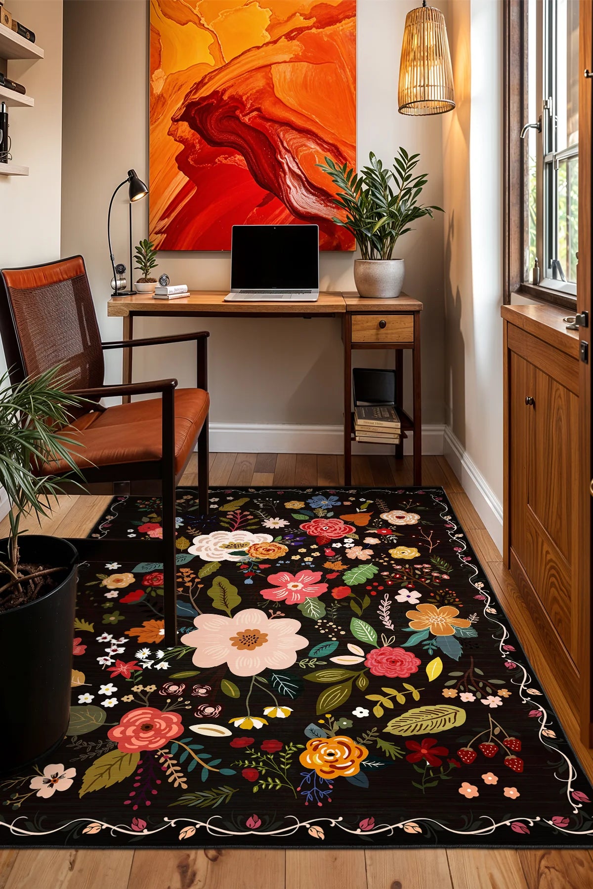 Modern Siyah Zemin Üzeri Çiçekli Halı – Kaymaz Taban, Süngerli Yüzey, Makinede Yıkanabilir (EMR8-FR145)