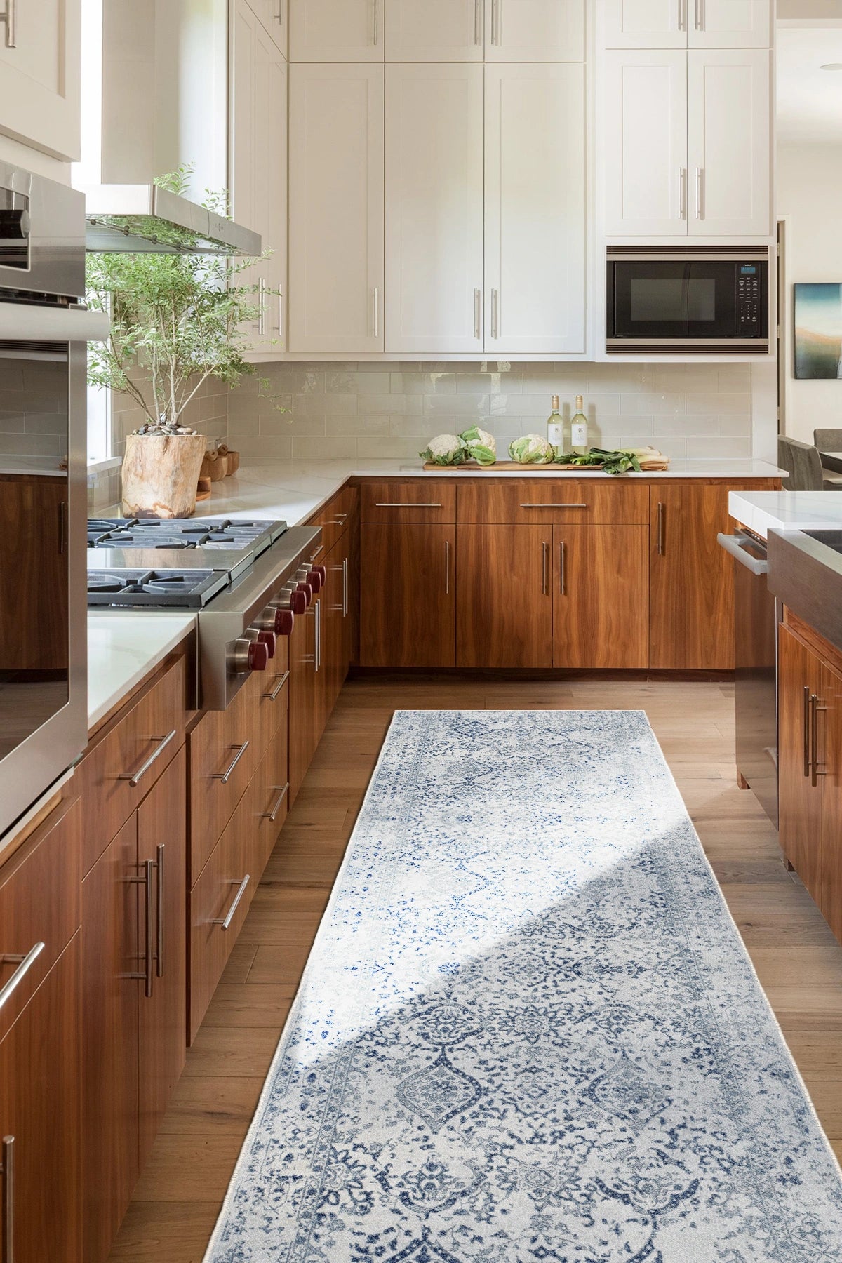 Otantik Çizgisel Desenli Halı – Kaymaz Taban, Süngerli Yüzey, Makinede Yıkanabilir ( EMR4-FR18 )