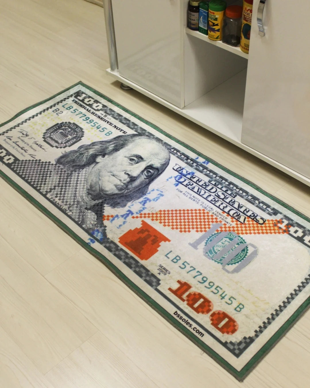 Gerçek 100 Dolar Şeklinde Dijital Baskı Halı – Kaymaz Taban, Yıkanabilir, Özel Tasarım1