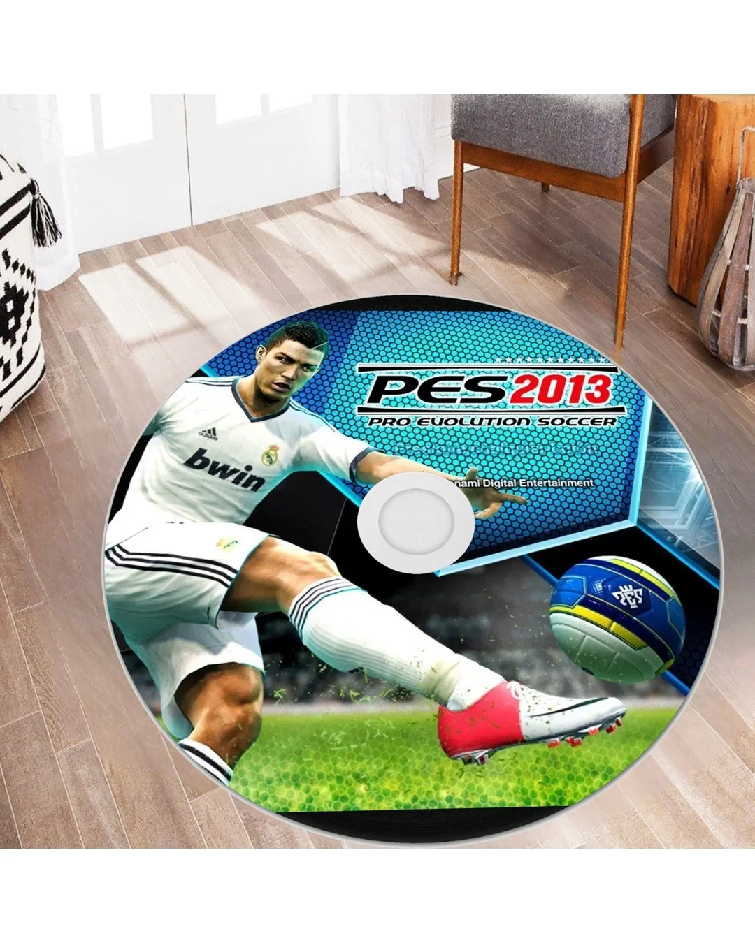 PES 2013 CD Tasarımlı Halı – Kaymaz Taban, Süngerli Yüzey, Yıkanabilir Gamer Halı