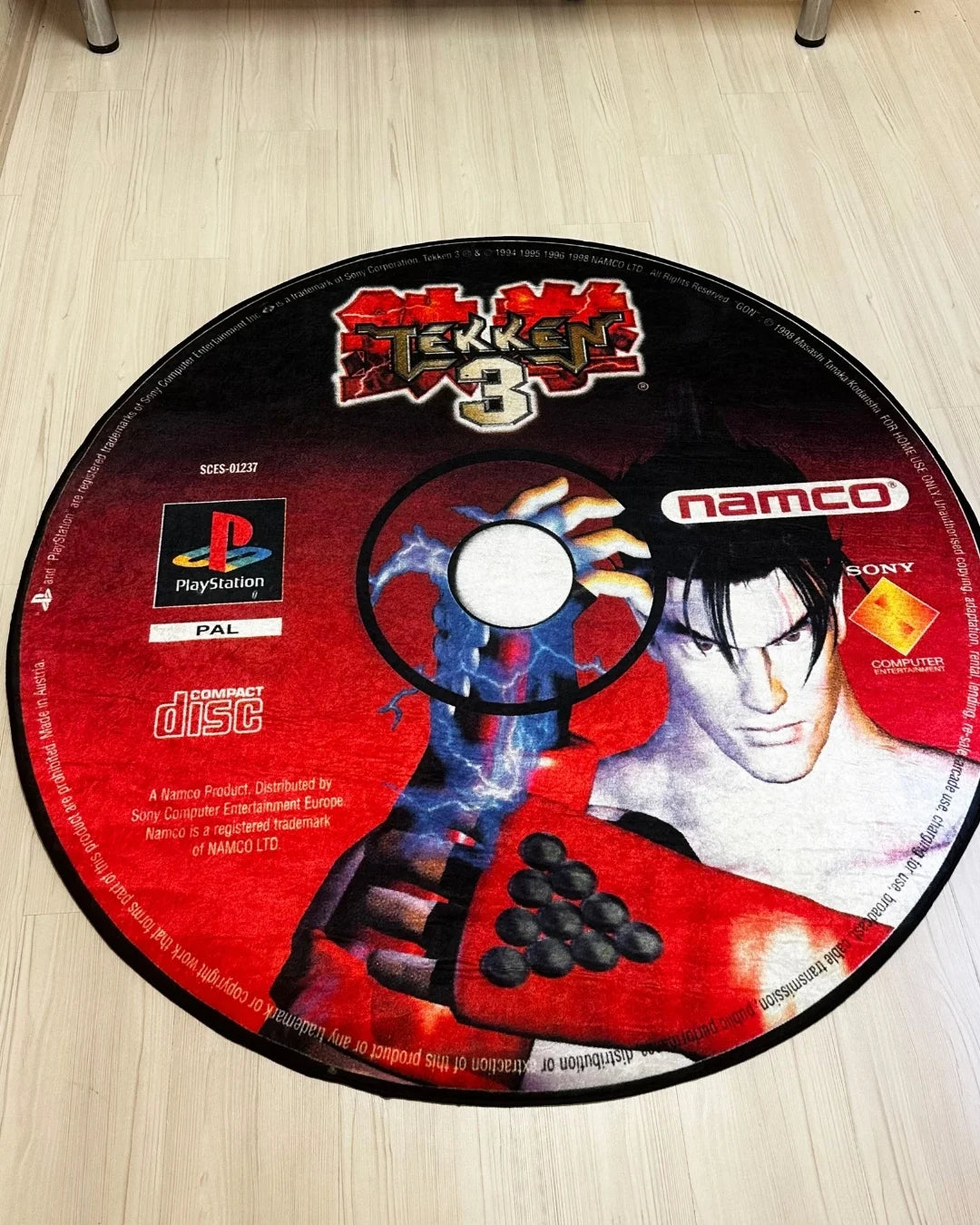 Tekken Oyun CD’si Şeklinde Dijital Baskı Halı – Kaymaz Taban, Yıkanabilir, Gamer Tasarımı2