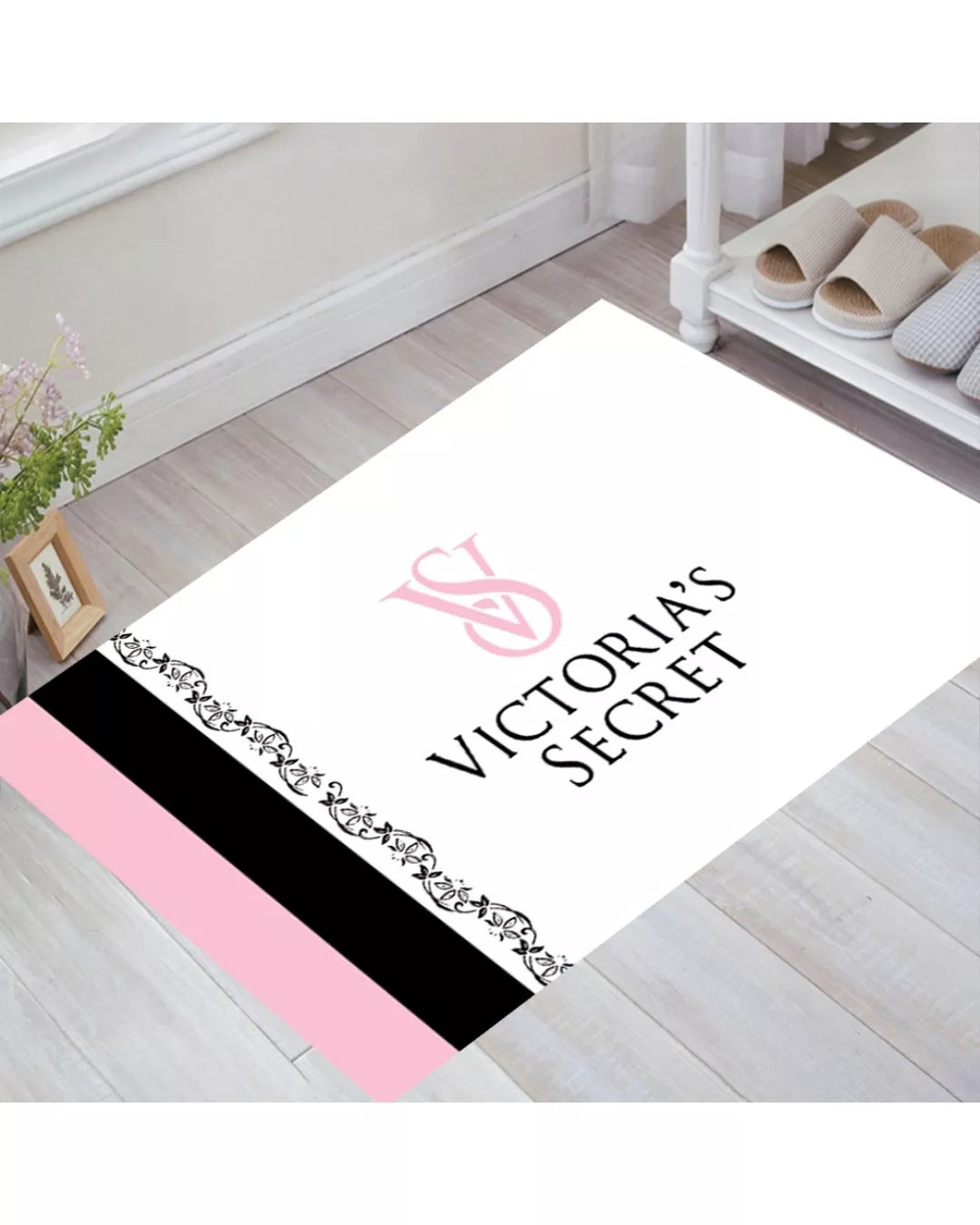 Krem Zemin Pembe Logolu Deri Taban Dijital Baskı Victoria’s Secret Halı / Paspas2